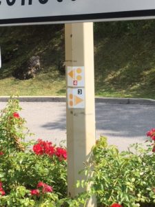 trail-markers-French-Alps